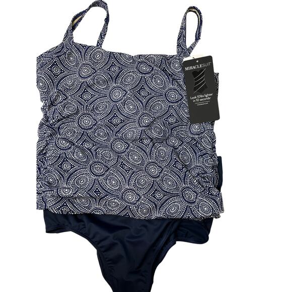 MiracleSuit Cabana Medallion 2 pc Tankini Top & Basic Bottom | Blue | Plus 18W - Picture 4 of 14